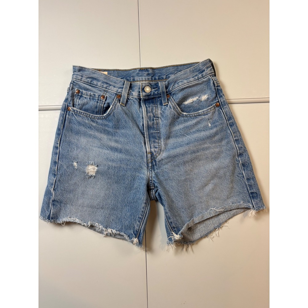 Levis 501 Original High Rise Light Wash Distressed Cut Off Denim Shorts Size 26